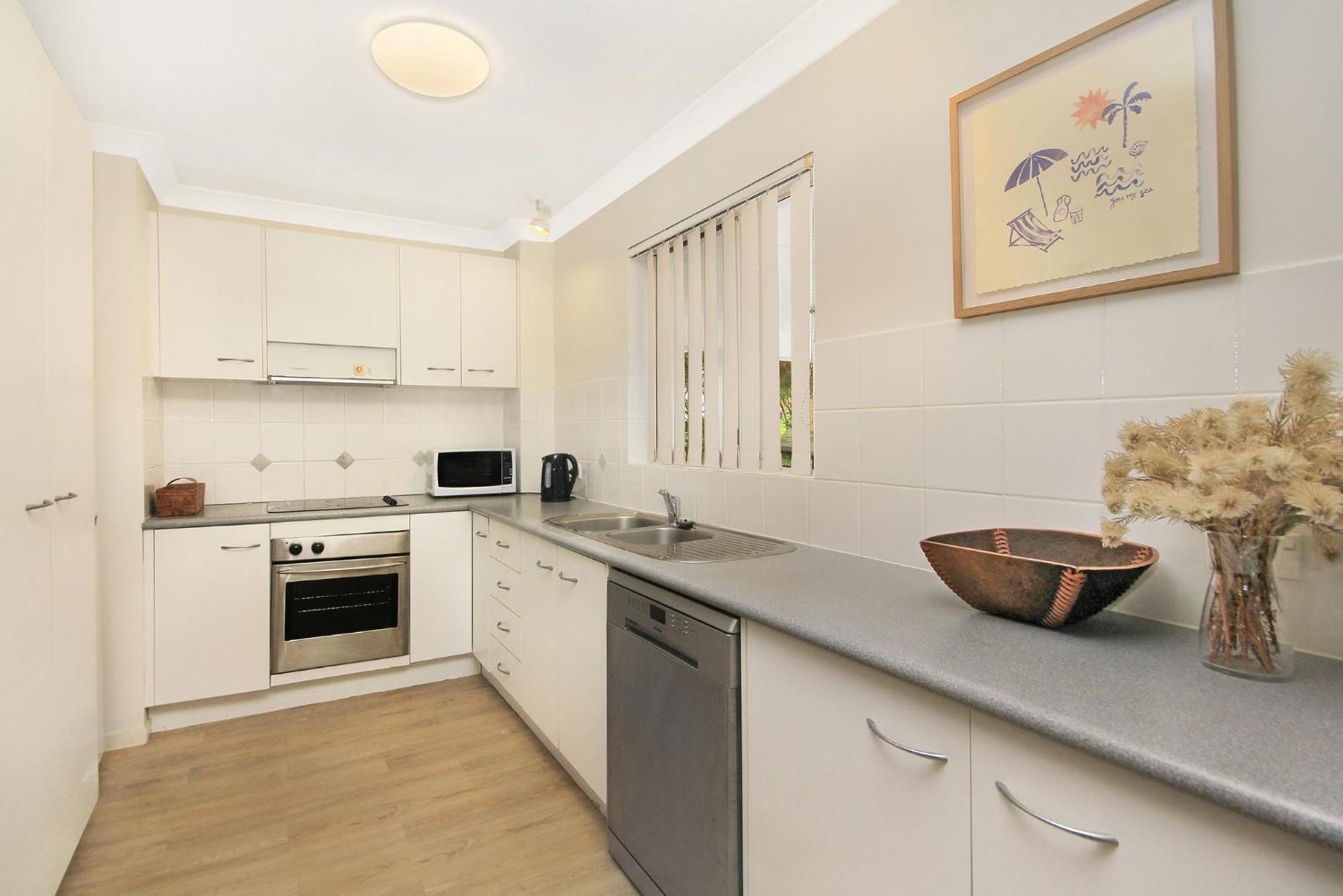 Byron Lakeside Holiday Apartments Byron Bay Luaran gambar
