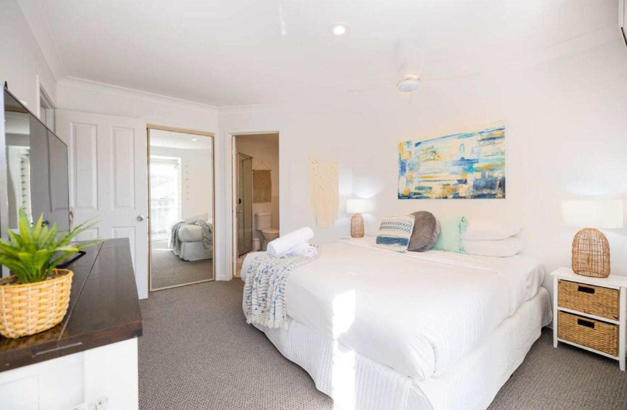 Byron Lakeside Holiday Apartments Byron Bay Luaran gambar